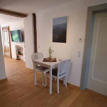 Tina's Fachwerkhaus In Apartment Nideggen